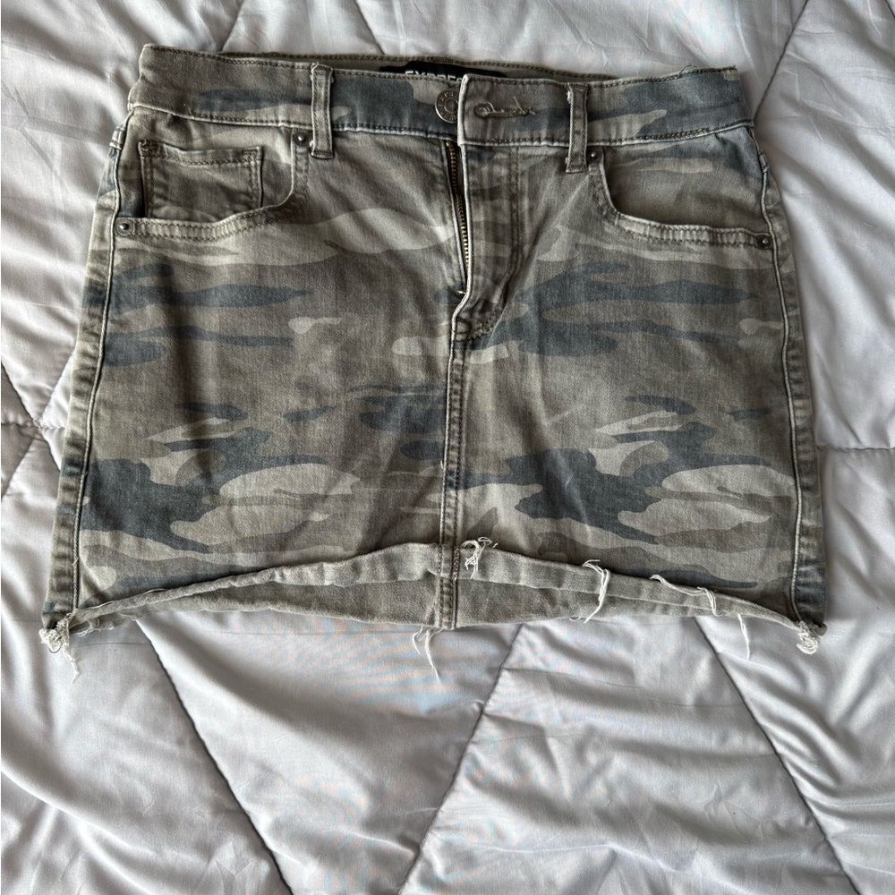 Express Camouflage Mini Skirt